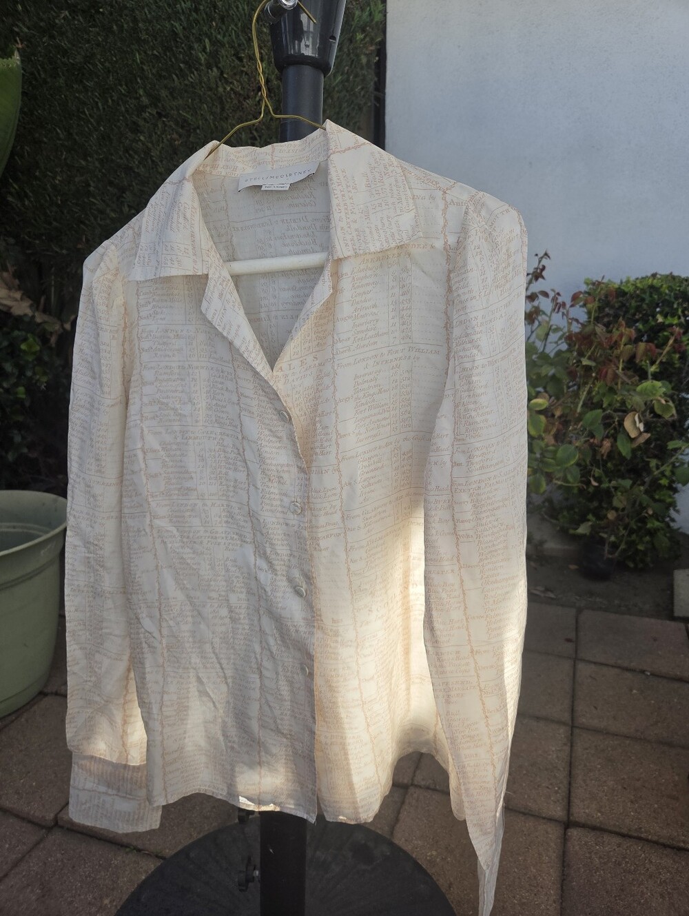Vintage Stella McCartneyLight Cream Button-Front Women's Shirt size 40.